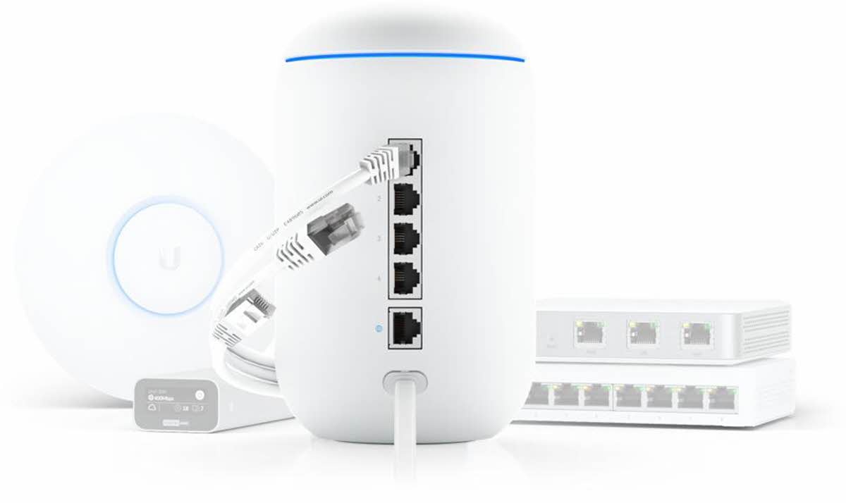 5 Best VPNs for UniFi Dream Machine WiFi Mesh Router VPN Fan
